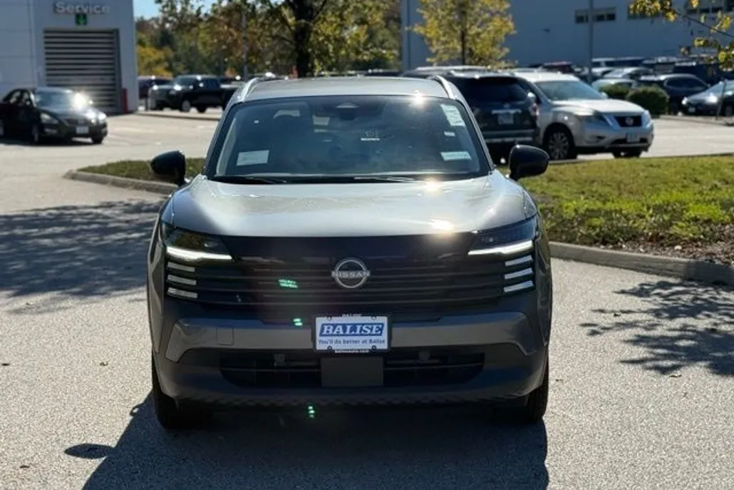 2026 Nissan Kicks SV photo 1