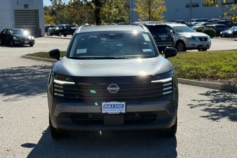 2026 Nissan Kicks SV photo 1
