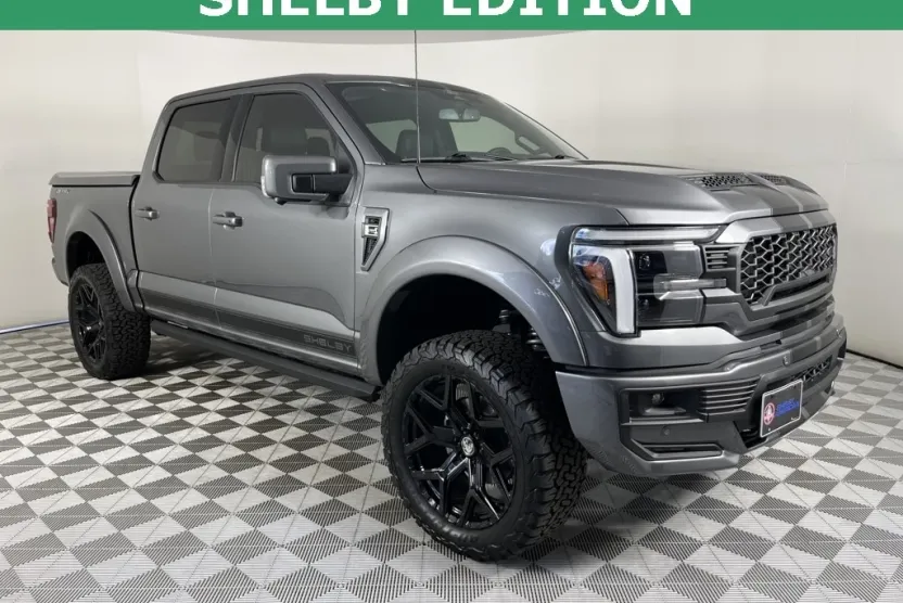 2025 Ford F-150 Lariat photo 1