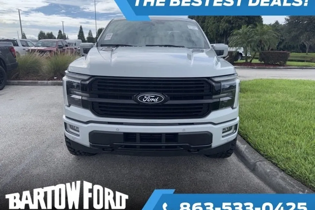 2024 Ford F-150 Platinum photo 1