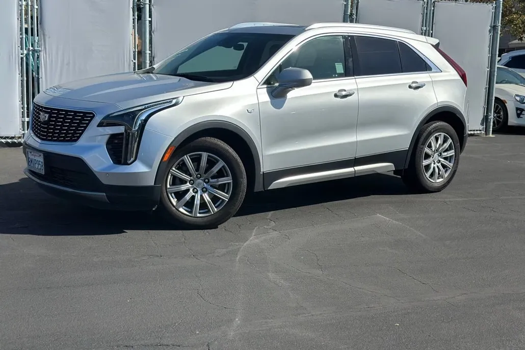 2019 Cadillac XT4 Premium Luxury photo 1