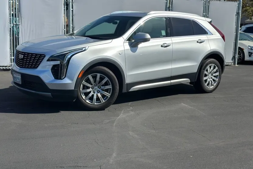 2019 Cadillac XT4 Premium Luxury photo 1
