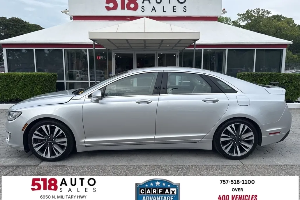 2017 Lincoln MKZ Reserve photo 1