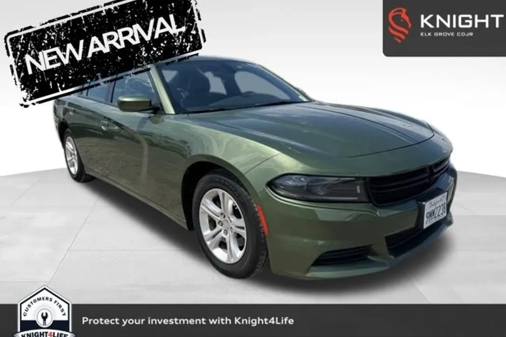 2022 Dodge Charger SXT photo 1