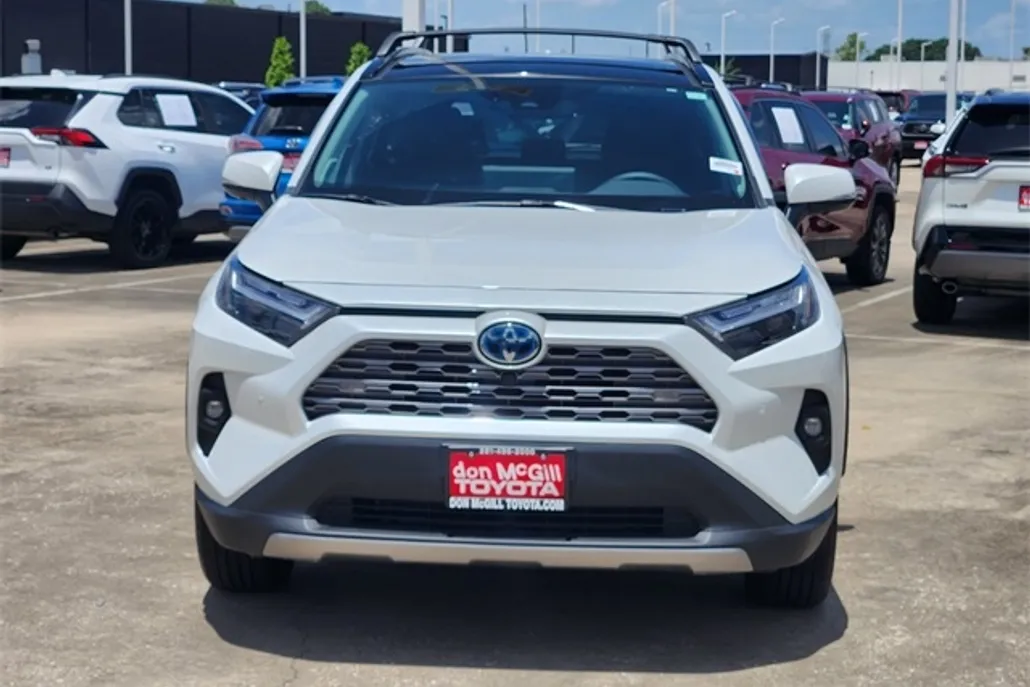 2023 Toyota RAV4 Hybrid Limited photo 1