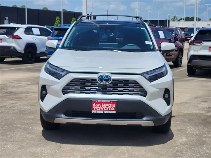 2023 Toyota RAV4 Hybrid Limited photo 1