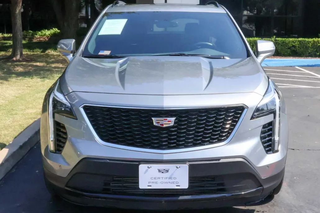 2023 Cadillac XT4 Sport photo 1