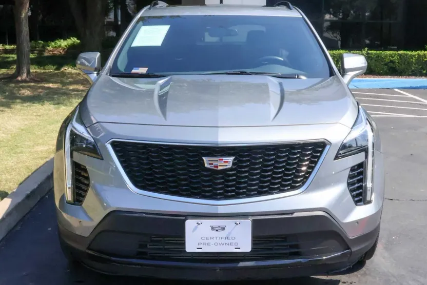 2023 Cadillac XT4 Sport photo 1