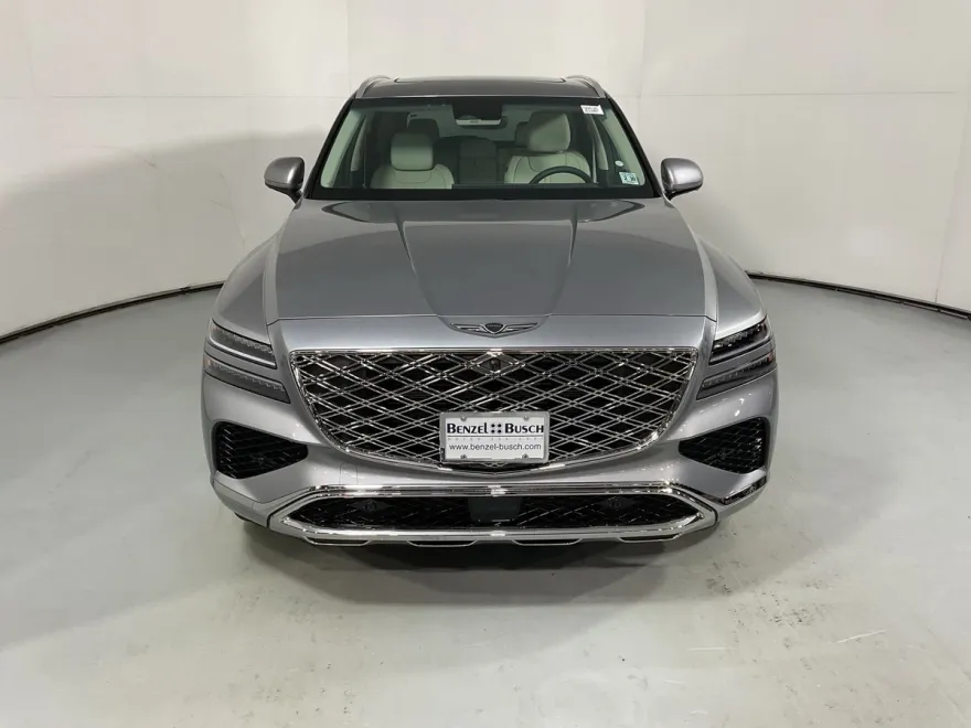 2025 Genesis GV80 2.5T Advanced photo 2