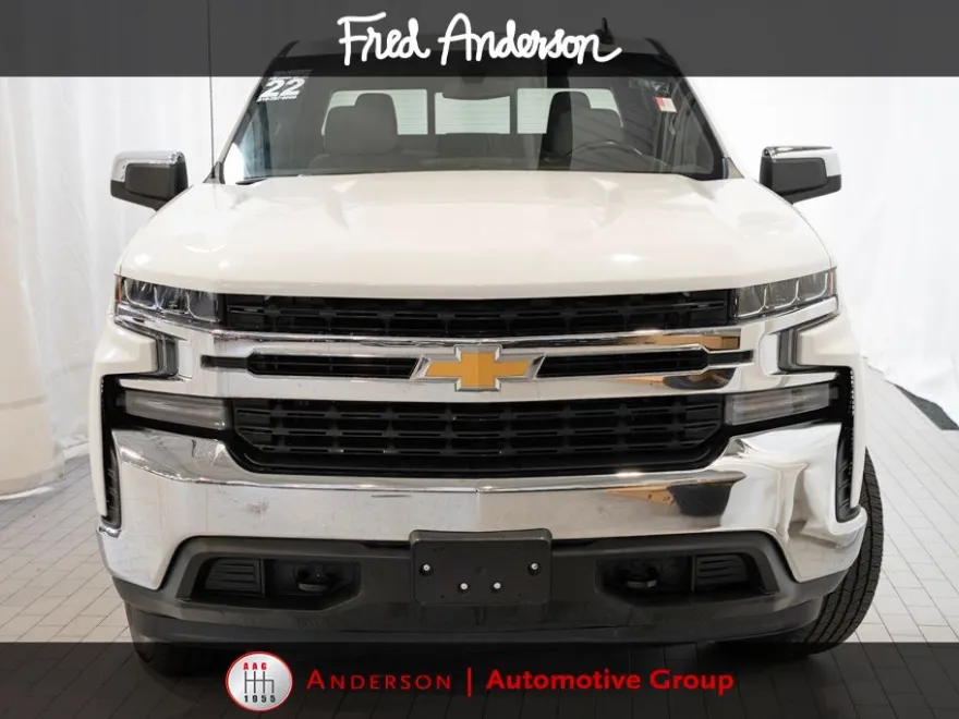 2022 Chevrolet Silverado 1500 LT photo 1