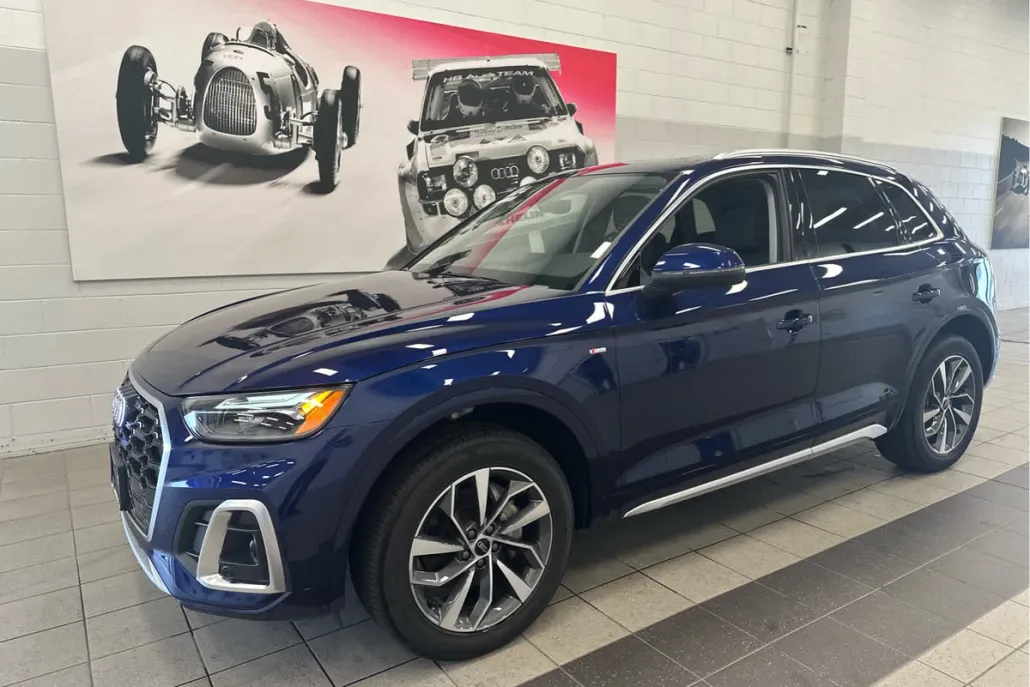 2024 Audi Q5 S line Premium Plus photo 1
