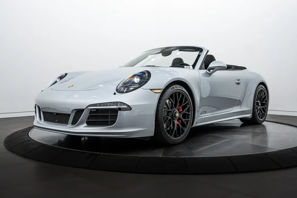 2015 Porsche 911 4 GTS photo 1