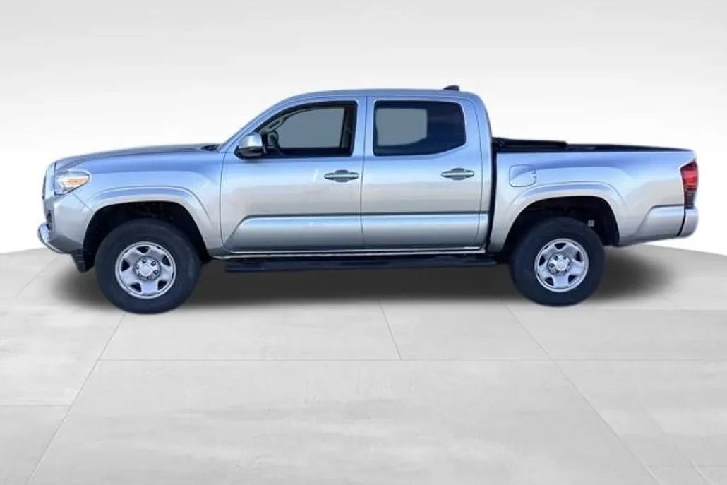 2022 Toyota Tacoma SR photo 1