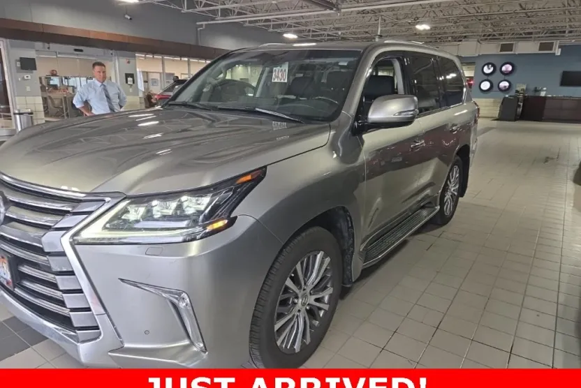 2018 Lexus LX 570 photo 1