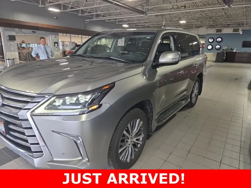 2018 Lexus LX 570 photo 1