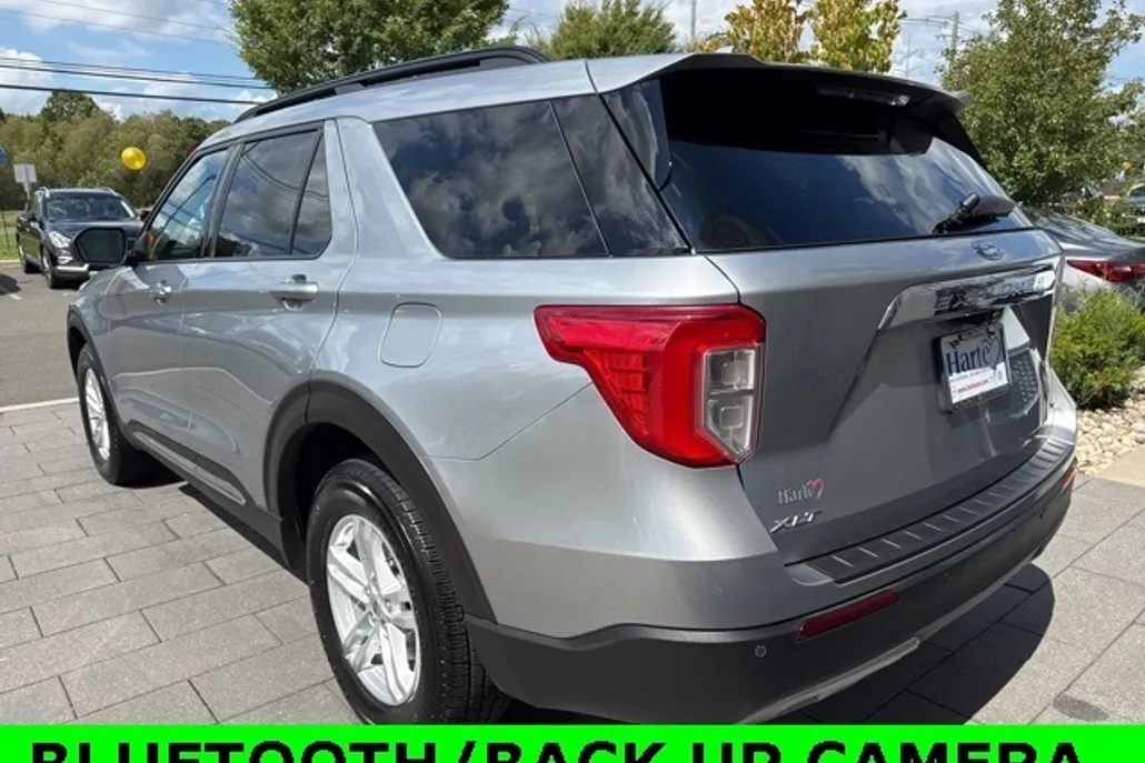 2020 Ford Explorer XLT photo 1