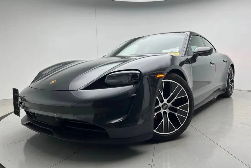 2020 Porsche Taycan 4S photo 1