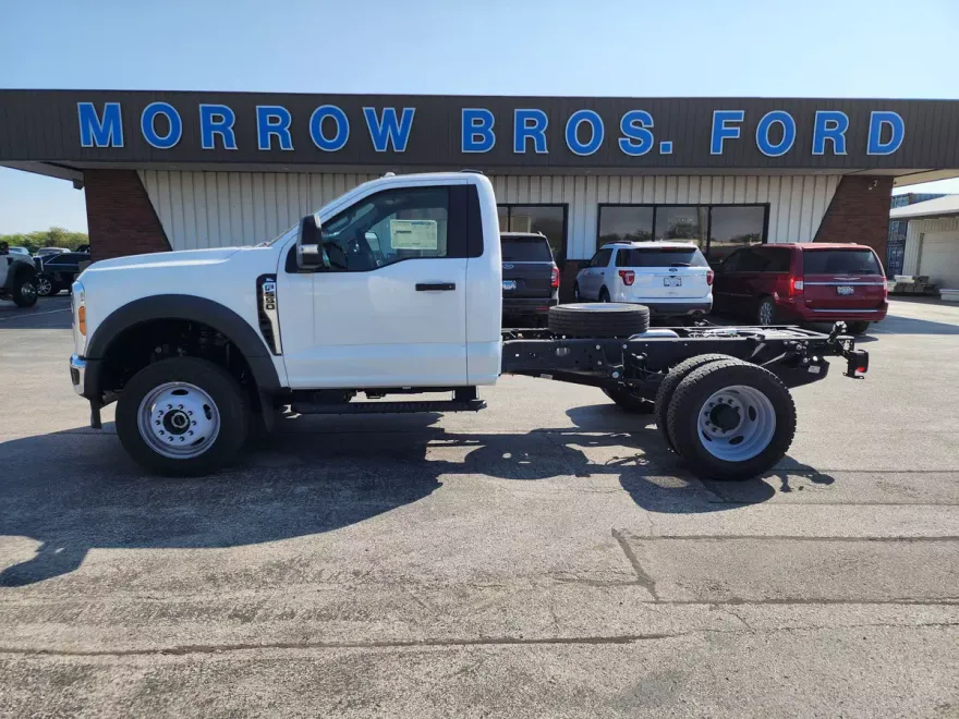 2024 Ford F-550 XL photo 1