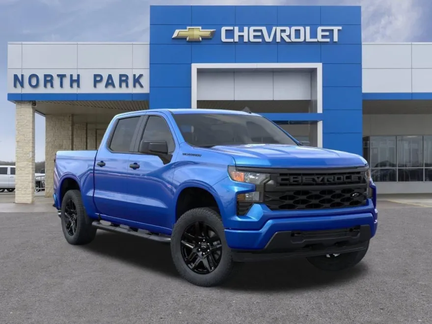 2026 Chevrolet Silverado 1500 Custom photo 1