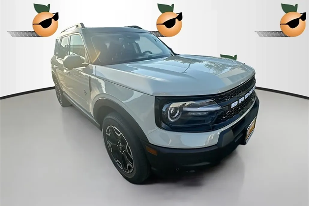 2025 Ford Bronco Sport Outer Banks photo 1