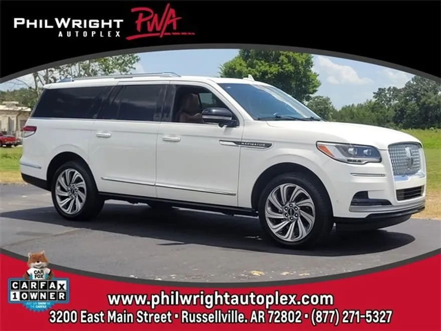 2024 Lincoln Navigator L Reserve photo 1