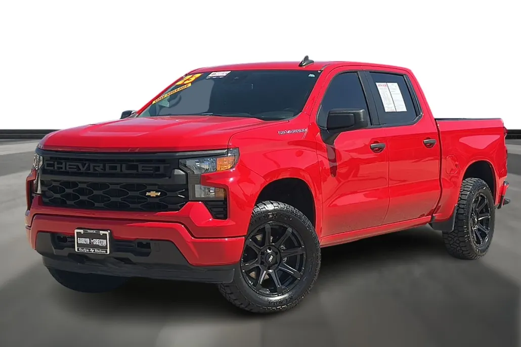 2023 Chevrolet Silverado 1500 Custom photo 1