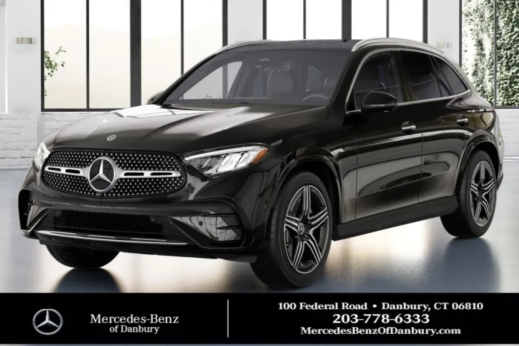 2025 Mercedes Benz GLC 300 4MATIC photo 1