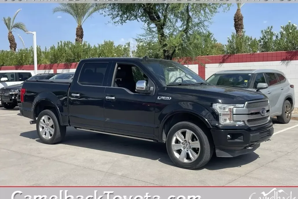2019 Ford F-150 Platinum photo 1
