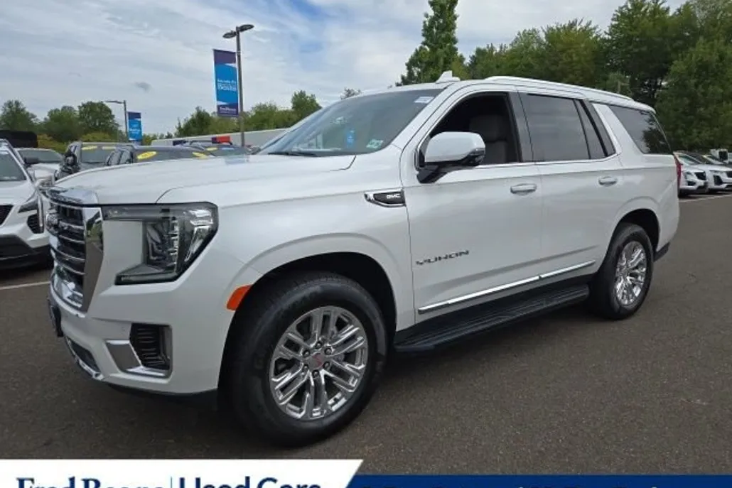 2021 Gmc Yukon SLT photo 1