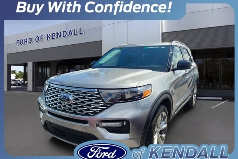2023 Ford Explorer Platinum photo 1