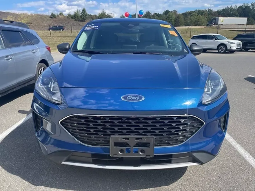 2022 Ford Escape SE photo 1