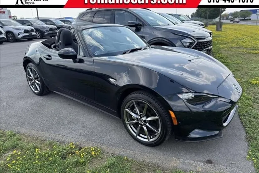 2023 Mazda MX-5 Miata Miata Grand Touring photo 1