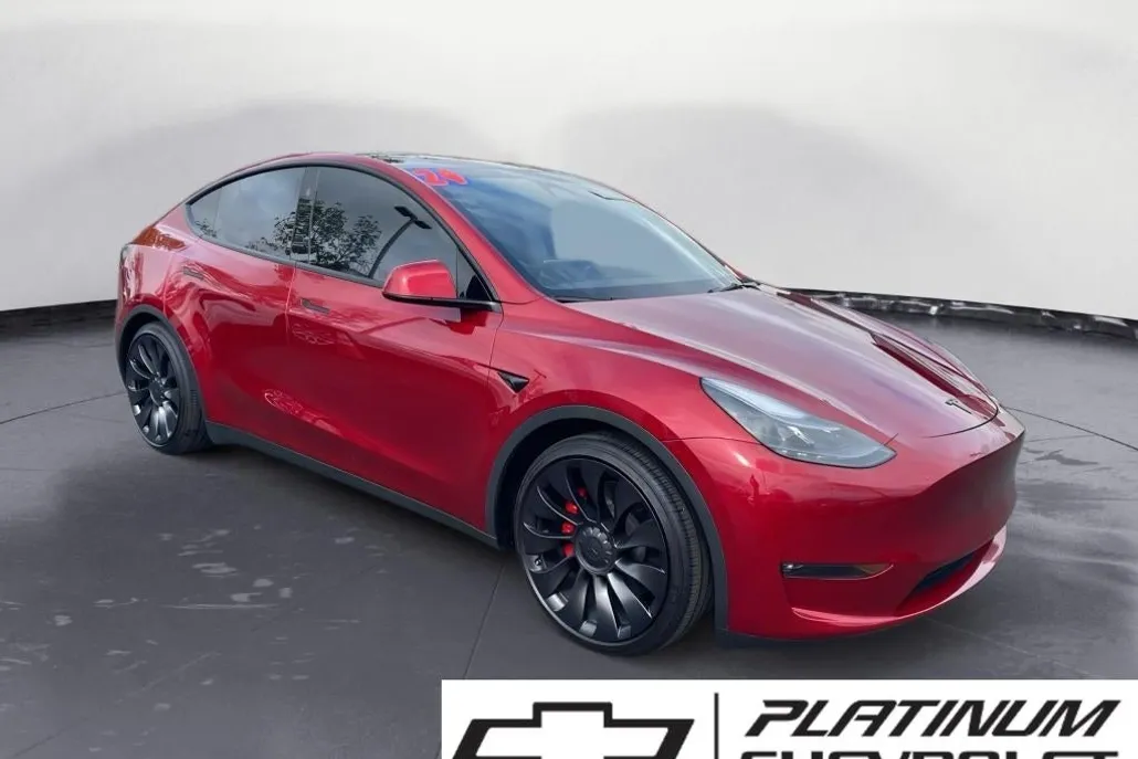 2024 Tesla Model Y Performance photo 1