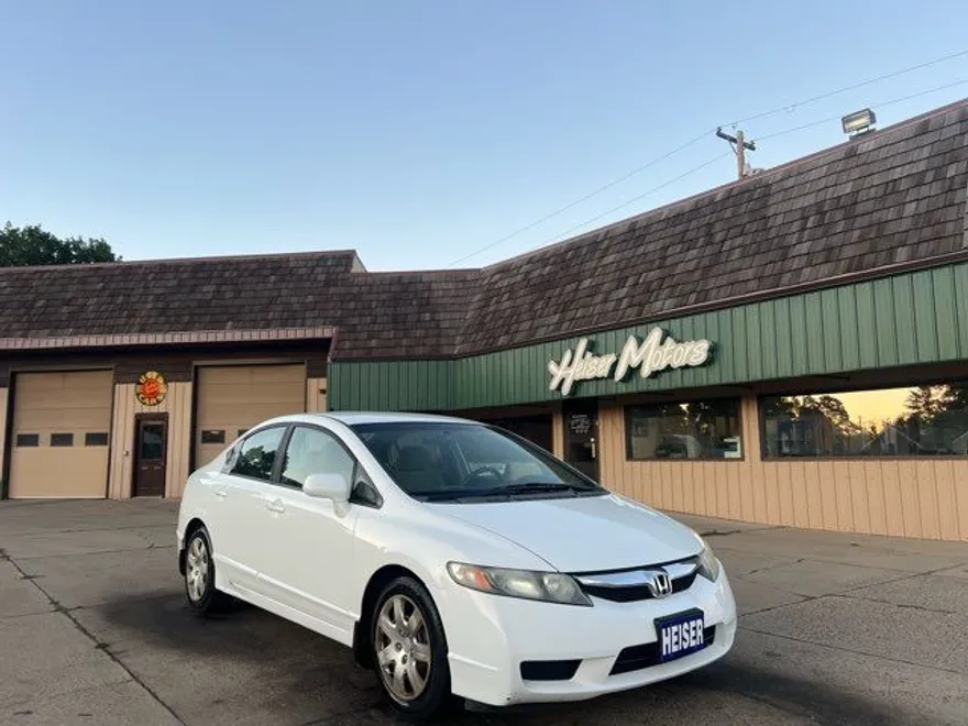2009 Honda Civic LX photo 1