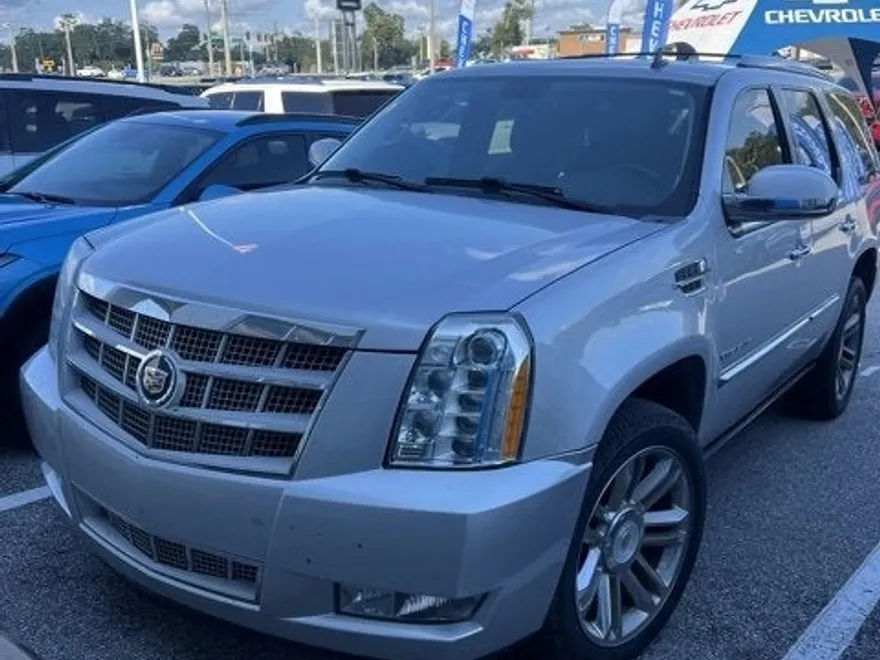 2013 Cadillac Escalade Platinum photo 1