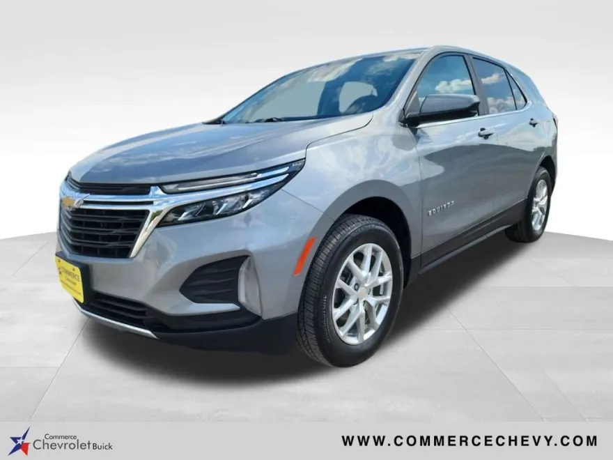 2023 Chevrolet Equinox LT photo 1