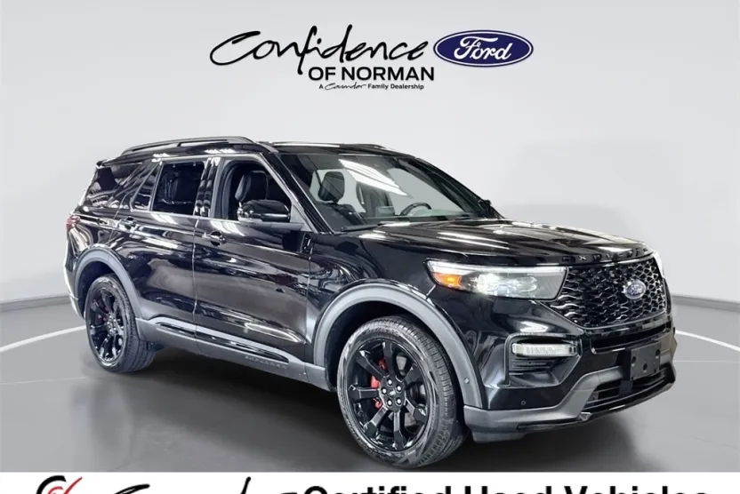 2022 Ford Explorer ST photo 1