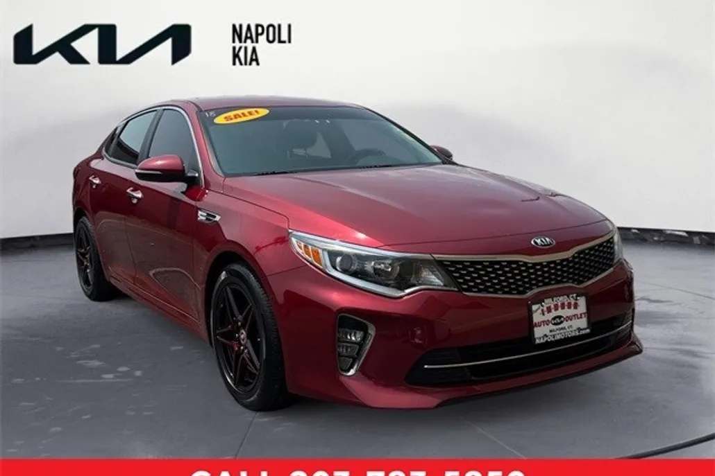 2018 Kia Optima S photo 1