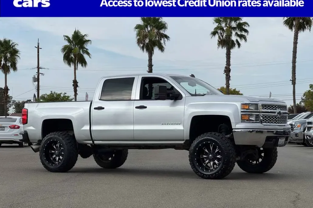 2014 Chevrolet Silverado 1500 LT photo 1