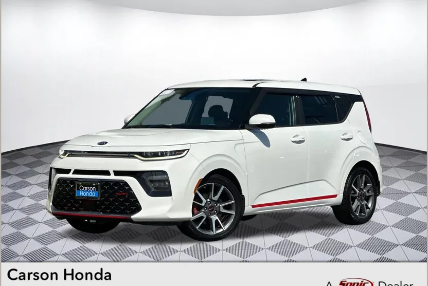 2020 Kia Soul GT-Line Turbo photo 1