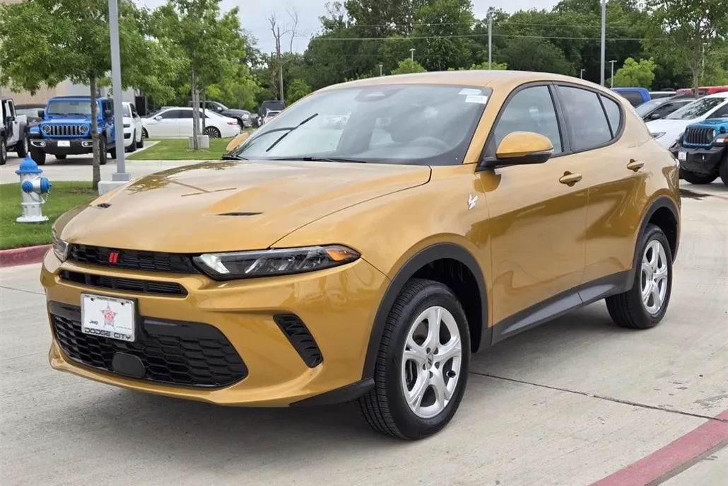 2024 Dodge Hornet GT photo 1