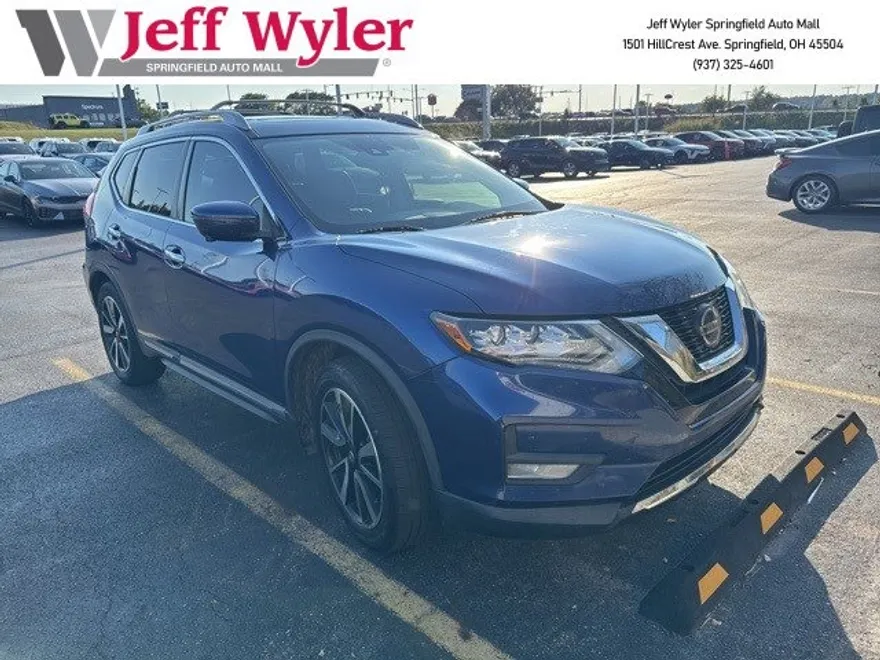 2020 Nissan Rogue SL photo 1