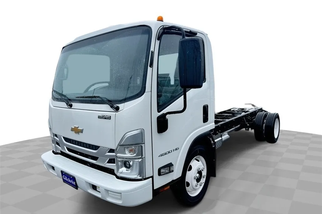 2025 Chevrolet Silverado 4500HD photo 1