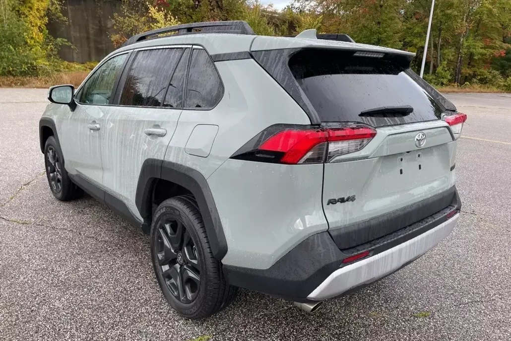 2023 Toyota RAV4 Adventure photo 1