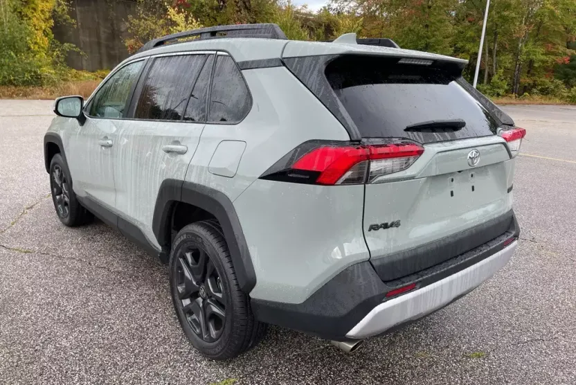 2023 Toyota RAV4 Adventure photo 1