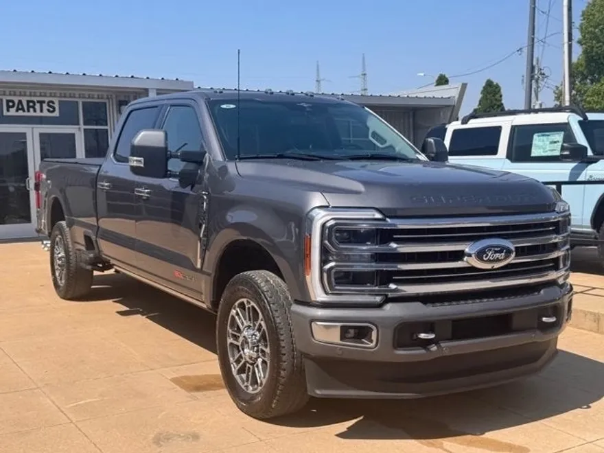 2023 Ford F-250 Limited photo 1
