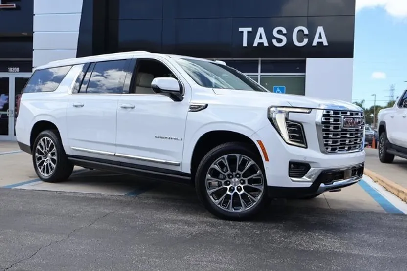 2026 Gmc Yukon XL Denali photo 1