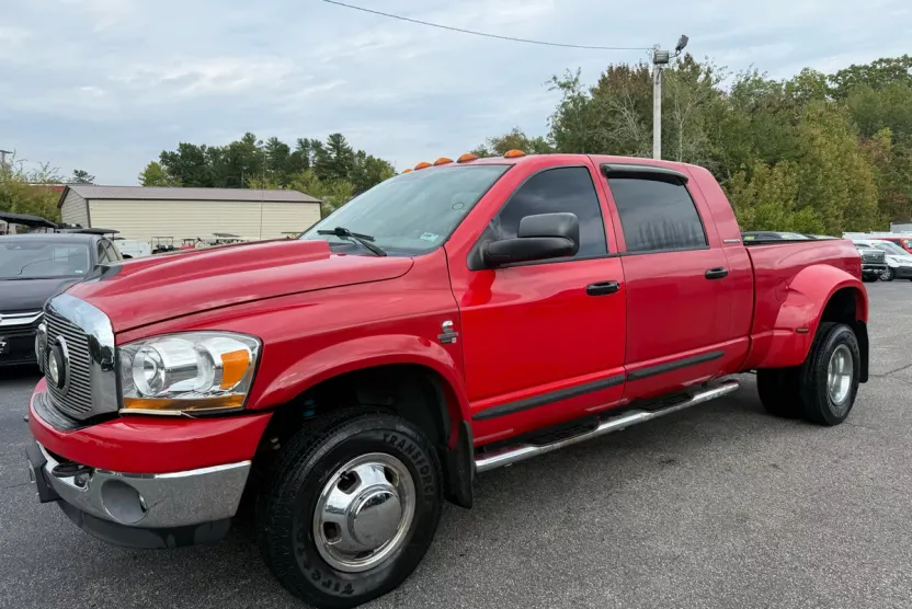 2006 Dodge Ram 3500 Laramie photo 1