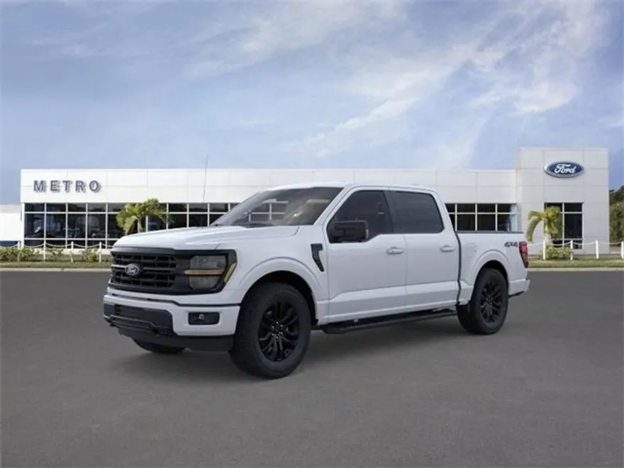 2025 Ford F-150 XLT photo 1