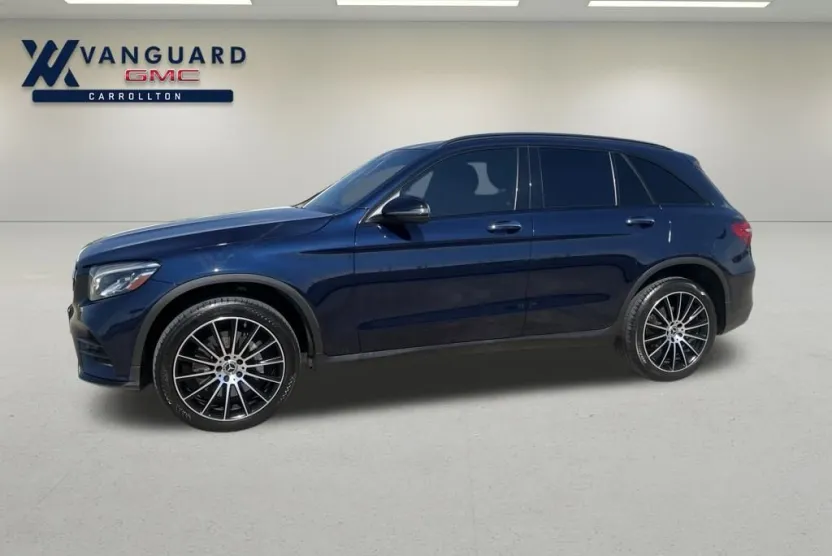 2018 Mercedes Benz GLC 300 4MATIC photo 1